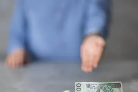 Chwilówka czy się opłaca? Poznaj ukryte ryzyka i korzyści