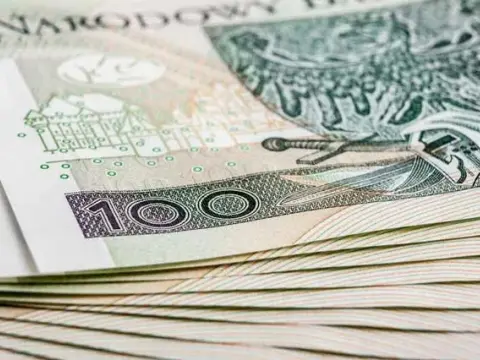 Ile zarabia inspektor w spółdzielni mieszkaniowej? Zaskakujące fakty o pensji
