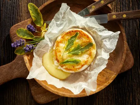 Camembert au barbecue - La recette inratable et fondante
