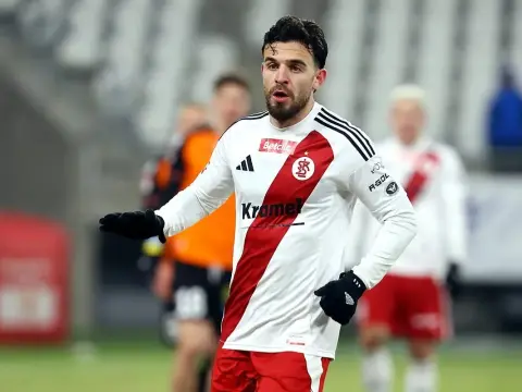 Stal Mielec - ŁKS Łódź: Kto ma przewagę? Analiza!