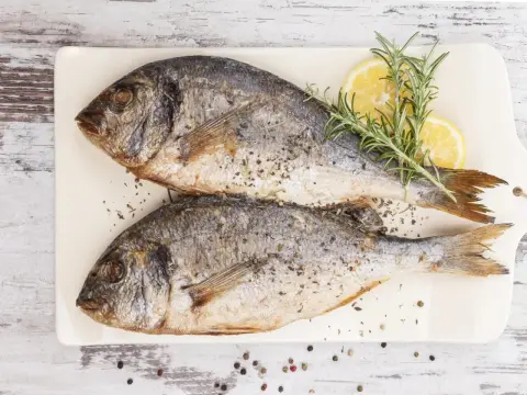 Speisefische richtig kaufen und zubereiten - so gelingt's