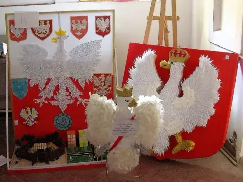 Jak zrobić orła ze styropianu - proste kroki do efektownej dekoracji