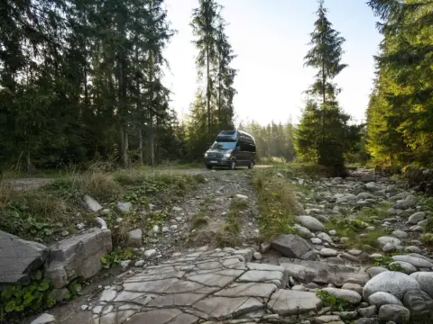 Split camping - Gdzie spać kamperem? Poradnik