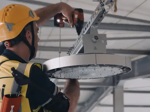 Wymiana oświetlenia LED - remont czy modernizacja? Poznaj konsekwencje