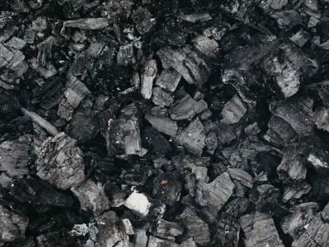 Mâchefer poêle à granulés - Comment l'identifier et l'éliminer