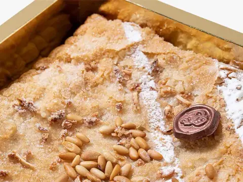 Coca de Llavaneres, el dulce catalán que puedes hacer en casa