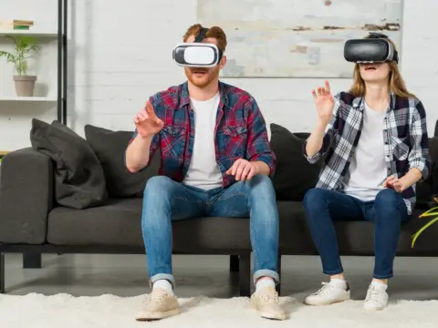 Oglądanie filmów VR na PS4 - Zmień konsolę w kino 360