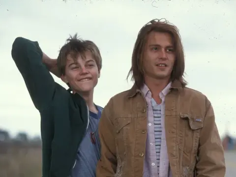 Co gryzie gilberta grape'a na Netflix? Sprawdź, gdzie obejrzeć film!