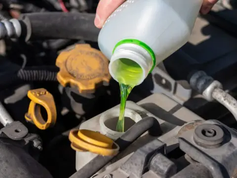 Anticongelante - Para qué sirve y cómo proteger tu motor