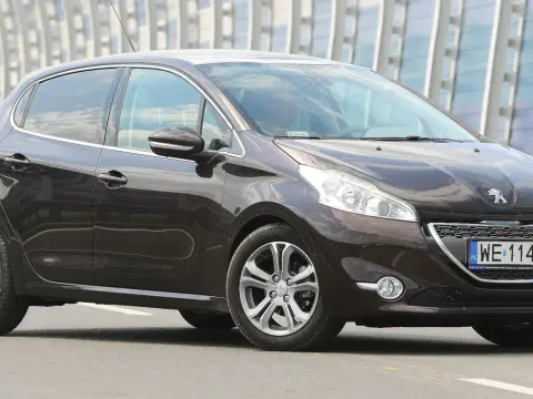 Peugeot 208 jaki silnik wybrać - uniknij kosztownych błędów