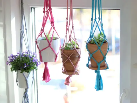 Kwietnik drabinka DIY: Prosty poradnik krok po kroku