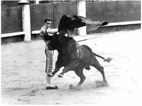 Cornada de Manolete en Linares - Mito, historia y verdad