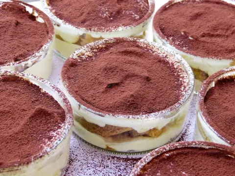 Tiramisú - Ingredientes esenciales para el postre perfecto