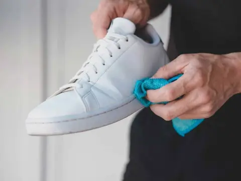 Limpiar goma de zapatillas - Blanquea sin dañar