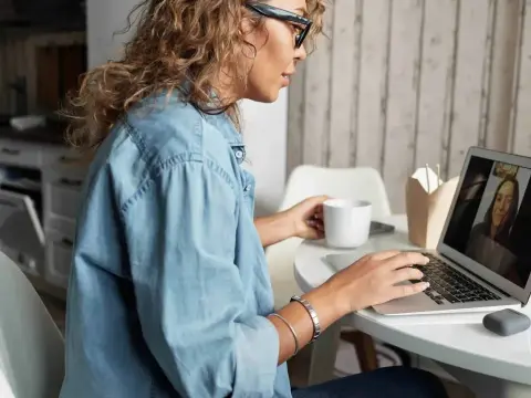 Umowa zlecenie ile godzin minimum – co musisz wiedzieć o pracy?