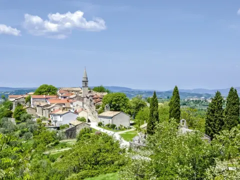 Hum in Kroatien - die kleinste Stadt der Welt entdecken