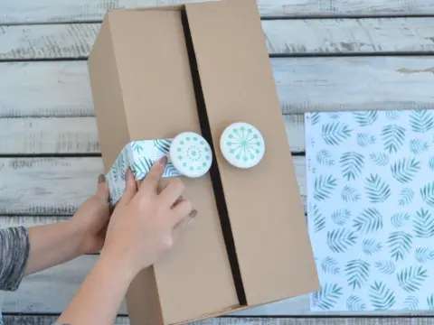 Meble z kartonu krok po kroku: Wytrzymałe i stylowe DIY