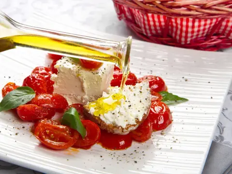 Robiola in gravidanza, si può mangiare? Ecco come sceglierla
