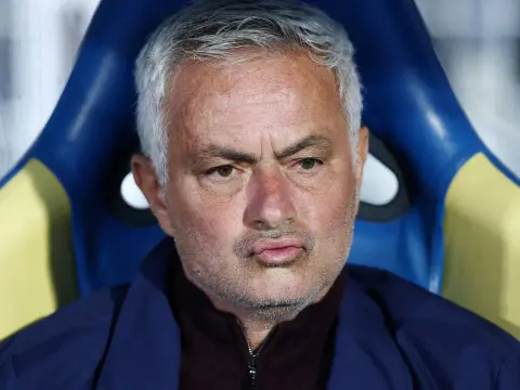 Trener Realu Madryt - Mourinho czy Arbeloa? Zobacz, co się dzieje!