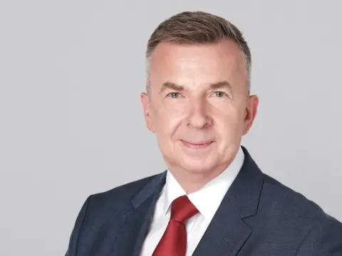 Kto jest ministrem oświaty? Poznaj aktualnego ministra edukacji w Polsce