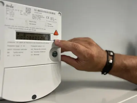 Contadores digitales de gas: mejora la precisión y ahorra en costos