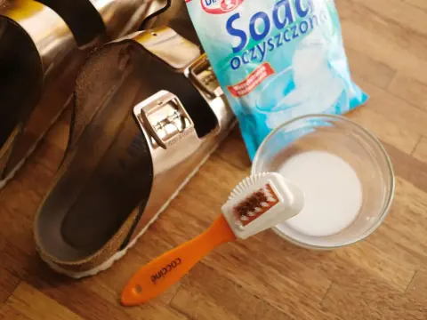 Jak wyczyścić Birkenstocki, żeby ich nie zniszczyć?