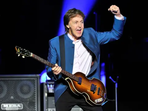 La basse de Paul McCartney - Höfner, Rickenbacker et réglages