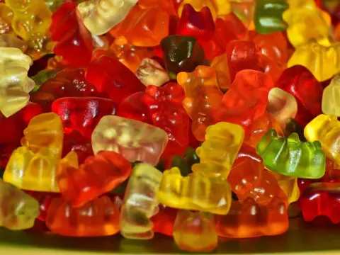 Gdzie kupić żelki Haribo bez cukru? Sprawdź najlepsze oferty
