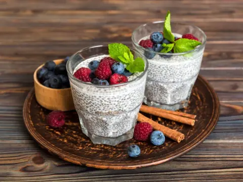 Rzadki pudding chia? Odkryj przyczyny i przepis na idealną gęstość!