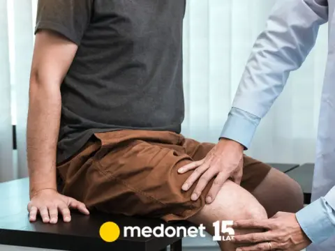 Piekący ból nóg objawy: poznaj powody i kiedy szukać pomocy