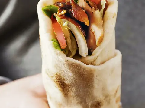 Kebab: Jak zamówić zdrową wersję i ile ma kalorii?