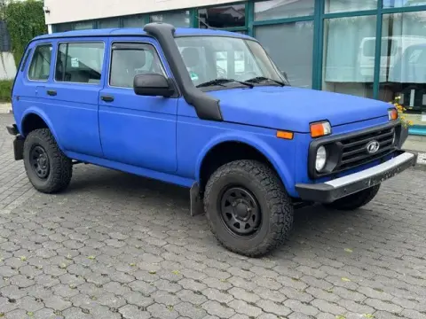 Gdzie kupić Ładę Nivę jako kamper? Sprawdź najlepsze oferty