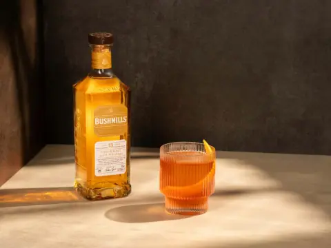 Bushmills whisky opinie - Łagodna czy nudna? Porównanie wersji i cen