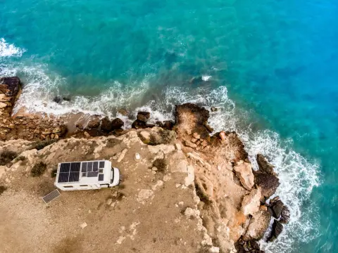 Emplacement privé en Espagne - Van et camping-car sans surprise
