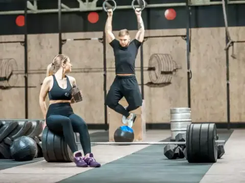 CrossFit dla początkujących: Jak zacząć bezpiecznie i z sukcesem?