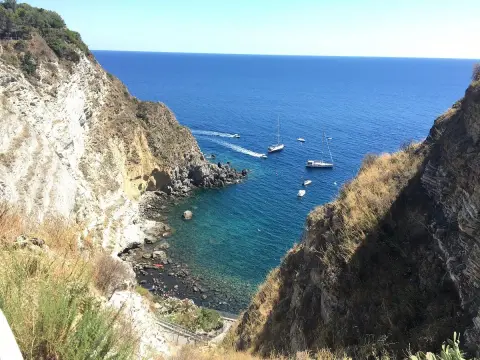 Panza d'Ischia - La guida completa: Sorgeto, terme e autenticità