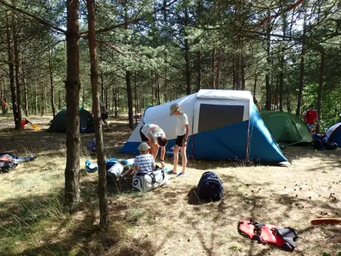 Jaki śpiwór na lato? Wybierz komfort i nie zmarznij!