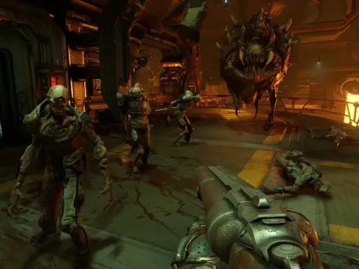 Gracz w Doom 4 walczy z hordą demonów w industrialnym otoczeniu. Na pierwszym planie widać strzelbę, a w tle potwory i martwe ciała.