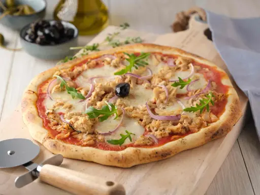 Pizza au thon maison : la recette inratable et toutes nos astuces