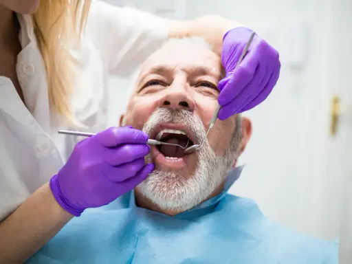 Częstotliwość wizyt u dentysty: Jak często i dlaczego to ważne?