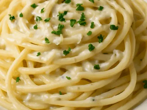 Spaghetti z sosem serowym: przepis, który zawsze się udaje!