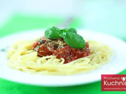 Spaghetti Napoli kcal: Od 80 do 450 kcal? Poznaj sekrety!