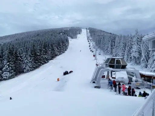 Gdzie na narty w Czechach? Wybierz najlepszy ośrodek i oszczędź!