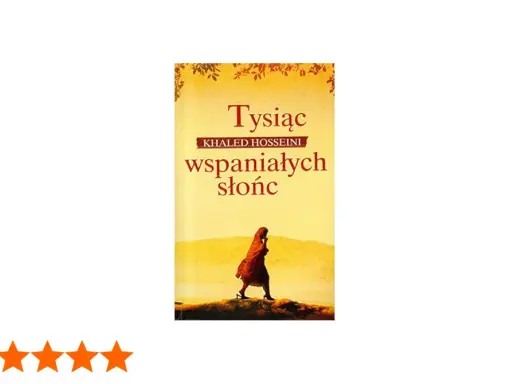 Okładka książki "Tysiąc wspaniałych słońc" z postacią kobiety w pomarańczowym szalu na tle pustynnego krajobrazu.