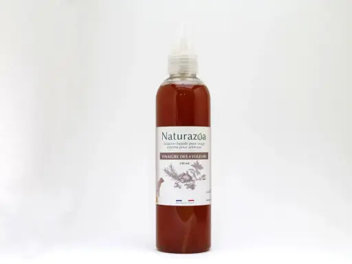 Bouteille de vinaigre des 4 voleurs, solution pour usage externe animal. Idéal pour le traitement puce chien vinaigre.