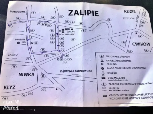 Mapa Zalipia z zaznaczonymi atrakcjami: malowane zagrody, kapliczki, muzeum, dom Malarek. Idealna do zwiedzania!