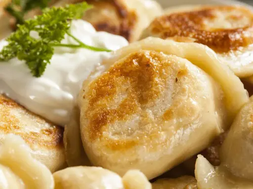 Idealne pierogi: Jaka mąka zapewni miękkie i elastyczne ciasto?
