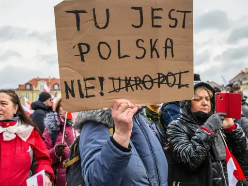 Polska-Ukraina: Co przewieźć przez granicę? Uniknij kłopotów!