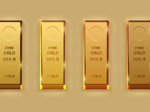 Quattro lingotti d'oro puro 999.9, ognuno da 1 chilo. Il loro valore è inestimabile, ma se volessimo parlare di oro 900 quanti carati, questi sarebbero ben oltre.