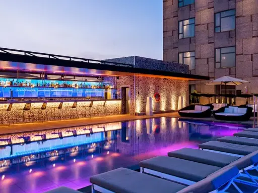 Hotel Catalonia Barcelona Plaza: Comodidad y ubicación inigualables